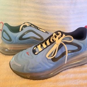 Women's Nike Airmax 720